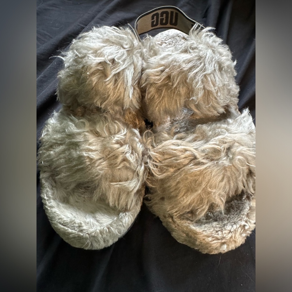 UGG Fluff Sugar Olive Slippers